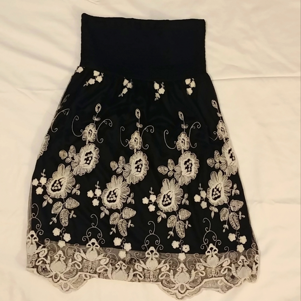Forever 21 strapless dress
